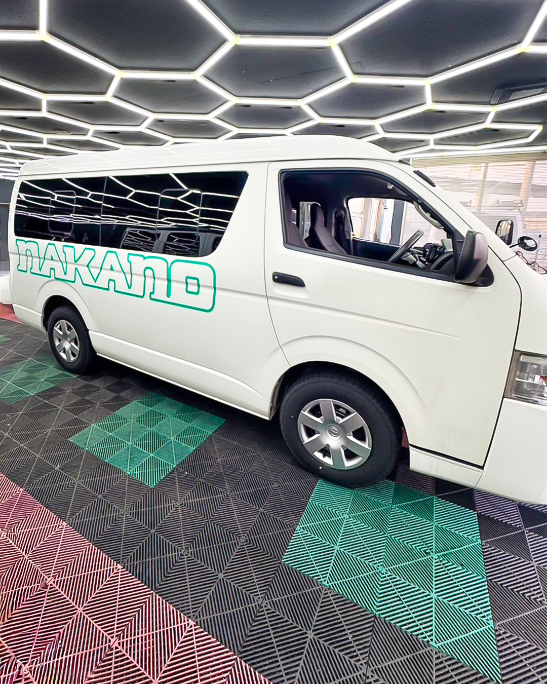 ハイエース納車